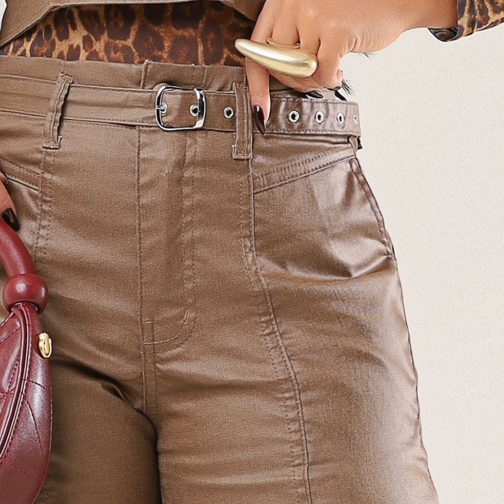 Calça Feminina Reta Encerada Marrom